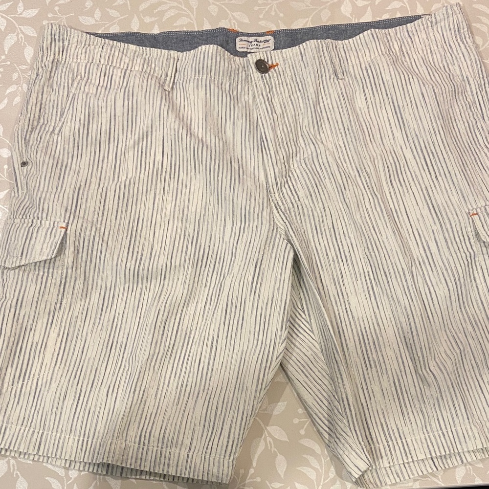 Tommy Bahama Big & Tall Cargo Shorts